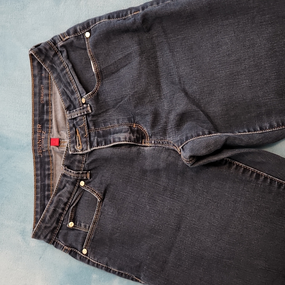 Womens J Lo Straight Jeans/Capri's Size 4 - Picture 3 of 7